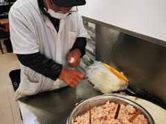 -黄阿姨锅贴大王(万航渡路店)