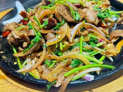 -东北农家院·铁锅炖(莘庄店)