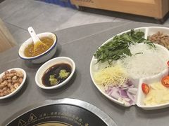 -官塘陈记鱼生·潮汕砂锅粥·牛肉火锅(潮枫路总店)