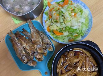 大骨扁食汤！！！很鲜很香，扁食真的超级好吃哦