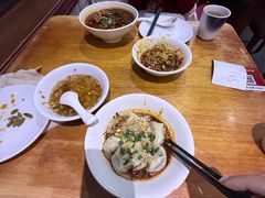 红油抄手-付小姐在成都(中山公园店)