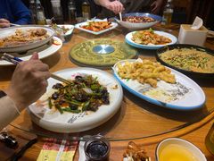-快乐老家三鲜饺子东北菜(南六中路店)