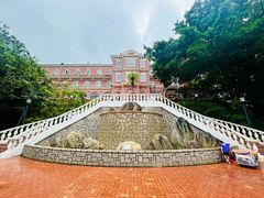 -香港大学
