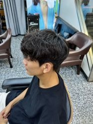 -藤野造型专业烫染接发