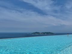 -瑰丽酒店·海吧·天际下午茶·现场DJ·天台酒吧
