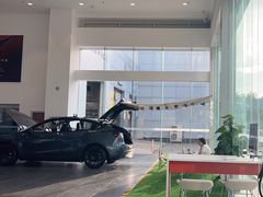 -TESLA 特斯拉(北京南四环中路特斯拉中心)
