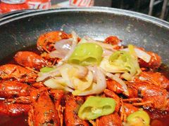 精品麻辣小龙虾-黄尚皇小龙虾-螃蟹-深夜食堂(皇后公园店)