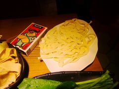 -尚品小土屋涮毛肚(李沧万达店)