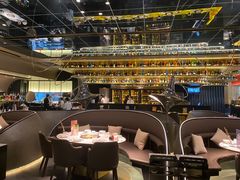 大堂-领鲜天下·焗海鲜·花胶鸡(天目里店)