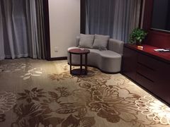 -兴芮温泉度假区