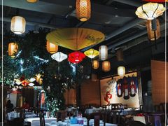 大堂-去吃龙虾|鲜活小海鲜·鲜货烧烤(红林世界城店)