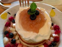 草莓松饼-春风十里咖啡馆