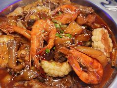 -徐记小怪兽肉蟹煲店(哈西万达金街店)