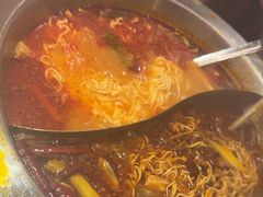 -黔哆哆地摊酸汤火锅(清湖店)