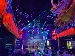 -VIVA·百人年会团建篮球场轰趴馆