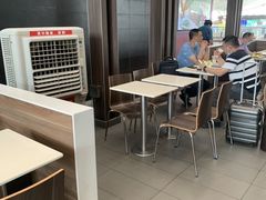 -麦当劳(深圳北站高铁店)