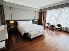 -上海虹桥祥源希尔顿酒店