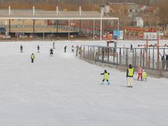 -十三陵雪世界滑雪场
