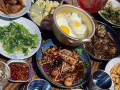 -蚝堡海鲜·威海菜·海肠捞饭·烧烤·亚洲吃蚝公司(幸福门店)