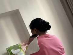-爱的果实月嫂育婴师(世纪东方店)