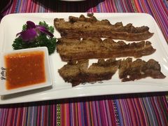 -香巴拉云南餐厅(华莱坞店)