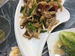 -覃记海鲜美食餐厅