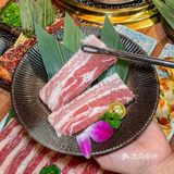 西湖边！新开的烤肉店，好好吃啊！！