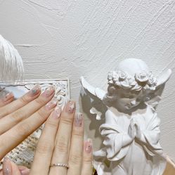 -花岐款式专研健康美甲沙龙