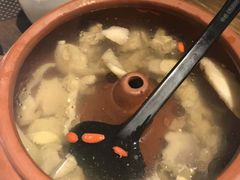 汽锅鸡-滇越乘象云南餐厅(豆各庄店)