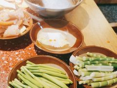 -赵美丽·重庆社区火锅·直营店(火车东站·中豪国际店)