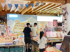-猫的天空之城概念书店(丽江古城饮玉巷店)