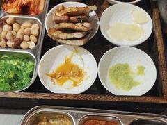 -围炉肉舍丹东海鲜烤肉·烤活鳗(步行街店)