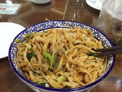 油泼拌面-老兰家传统烧烤炒菜泡馍(小南门店)
