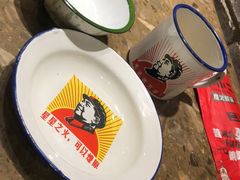-沪小二炭火蛙锅(淮海中路美食不夜城店)