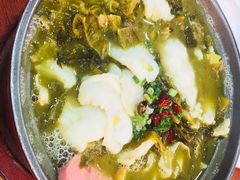 -周鱼小馆石锅酸菜鱼(活力汇店)
