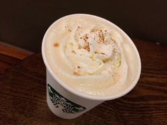 -星巴克臻选(盐城金鹰聚龙湖店)
