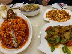 -大鸭梨烤鸭店(金顶街店)