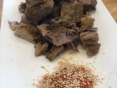 -兔行天下-鸿鹤鲜锅兔(中海国际店)