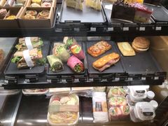 -星巴克臻选(华堂·新辰汇店)