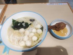 -灵芝妹子海鲜米线(凯德和平广场店)