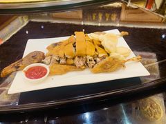 -梅龙镇酒家(南京西路总店)