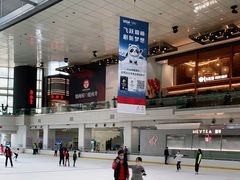 -冰纷万象滑冰场(深圳万象城店)
