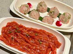 -海底捞火锅(新松江路生日主题店)