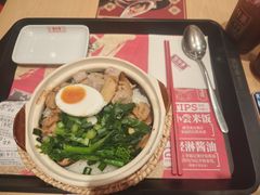 -华记煲仔华·煲仔饭(市桥易发店)