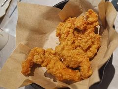 -必胜客(上海新南方商城PH店)