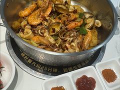 -七欣天香辣蟹火锅(无锡金太湖国际城店)