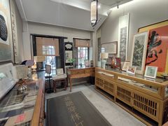 -邊城書店