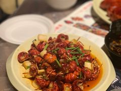 -巴厘龙虾·榜首油焖大虾(音乐学院·沿江酒馆店)