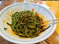 -秦君宝手擀菠菜面(金花路店)