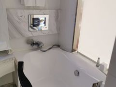 -广州花之恋城堡酒店
